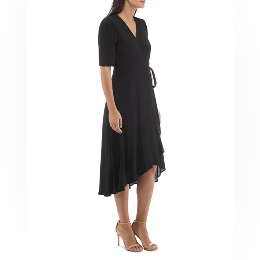 B Collection by Bobeau
Lumi Elbow-Sleeve Wrap Dress